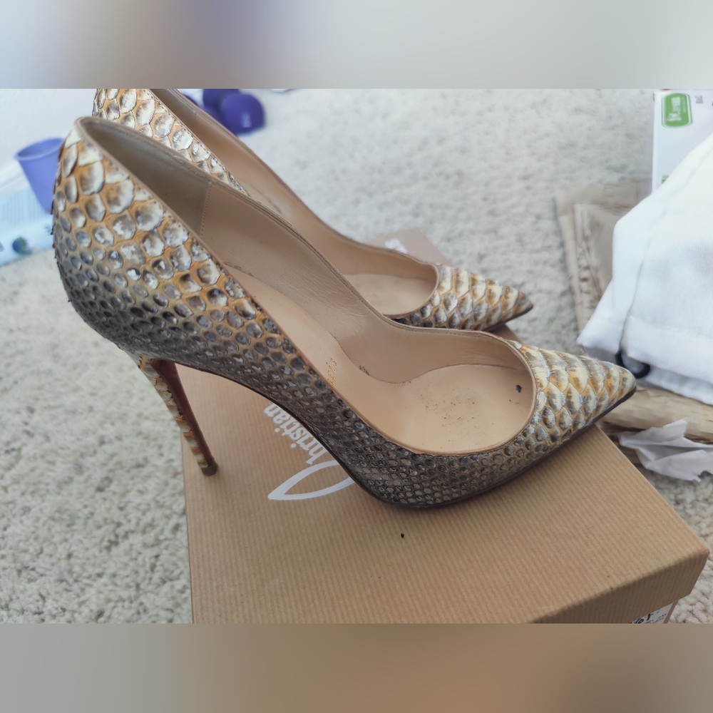 Christian Louboutin - pigalle follies pumps - size 36.5